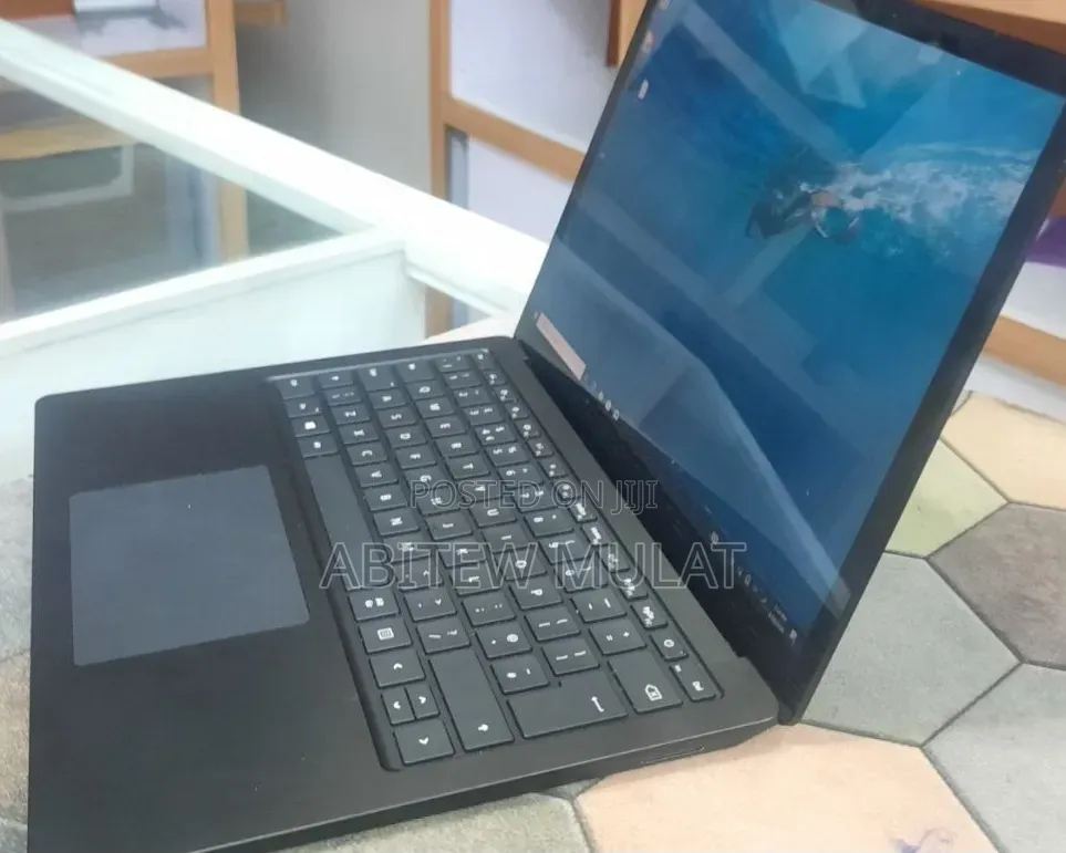 New Laptop Microsoft Surface Laptop 4 16GB Intel Core i7 SSD 512GB