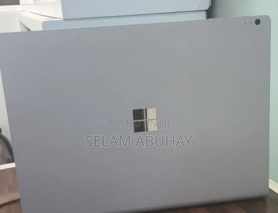New Laptop Microsoft Surface 16GB Intel Core i7 SSD 512GB