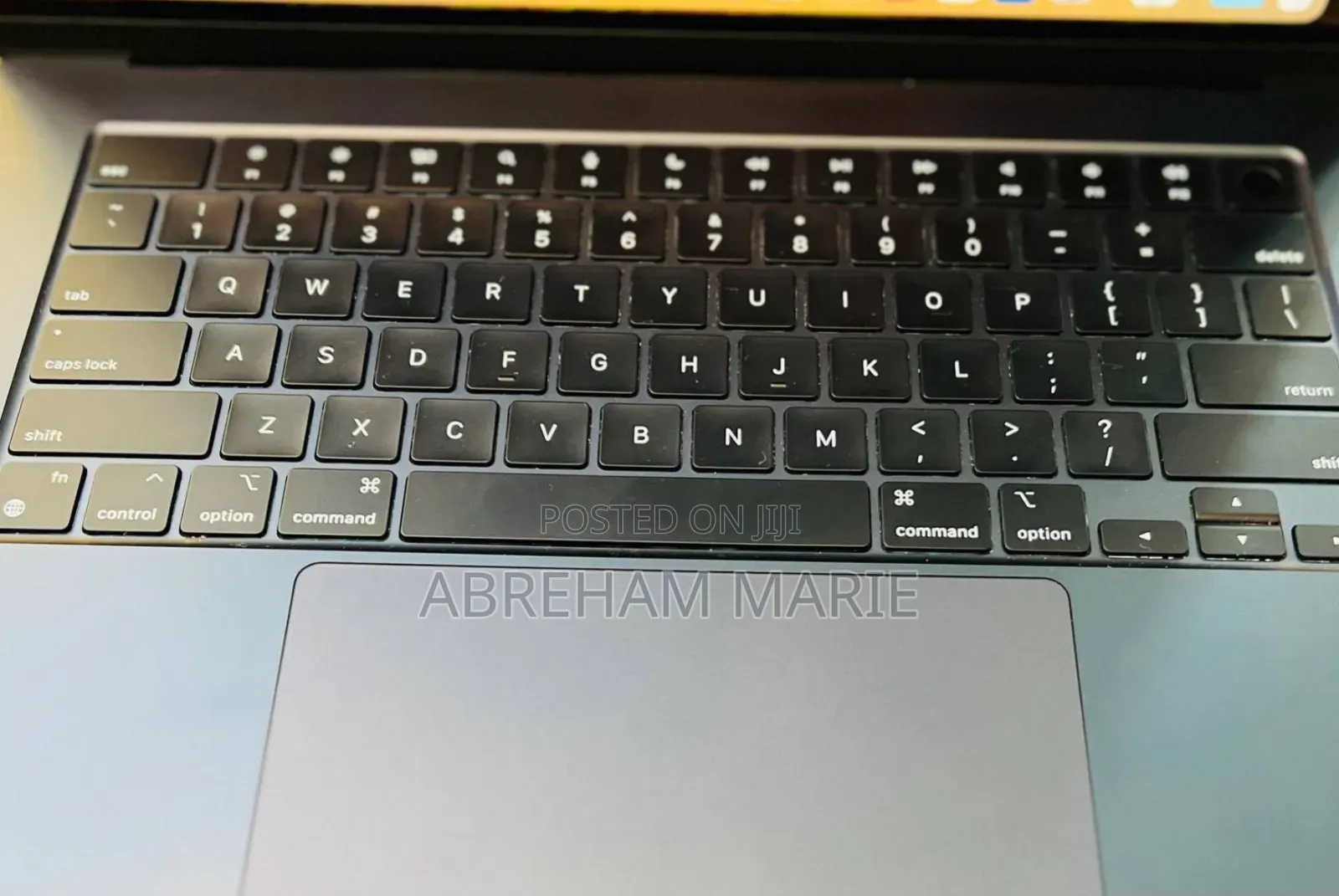 New Laptop Apple MacBook Air 2024 M3 8GB Apple M3 SSD 256GB
