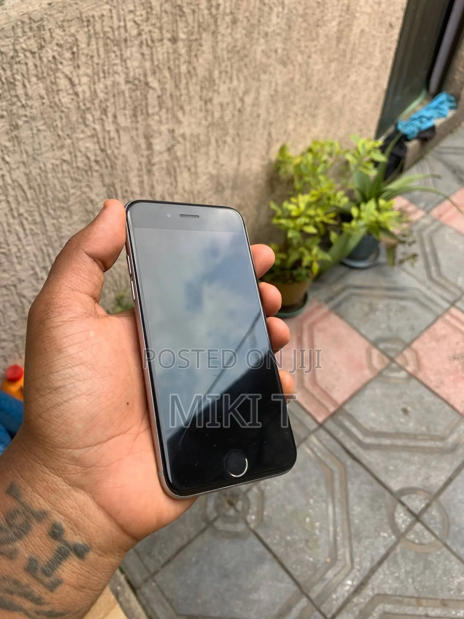 Apple iPhone 6s 16 GB Bronze