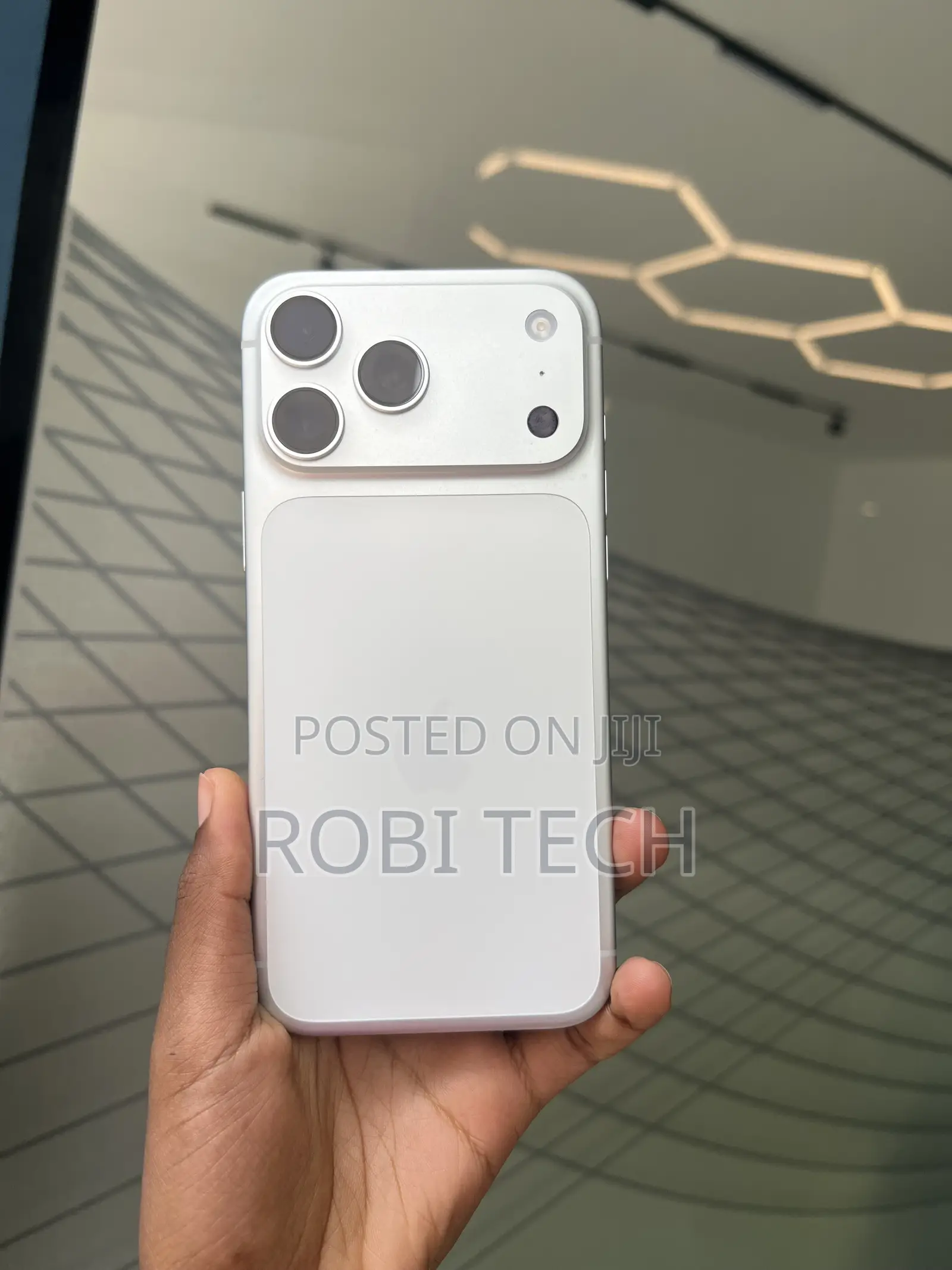 New Apple iPhone 17 Pro Max 512 GB Silver