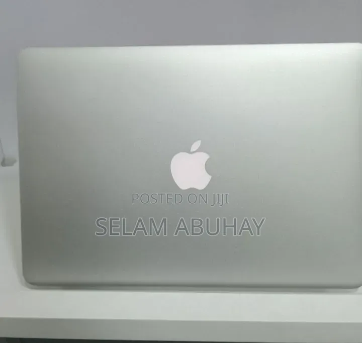 New Laptop Apple MacBook Air 2017 8GB Intel Core i5 SSD 128GB