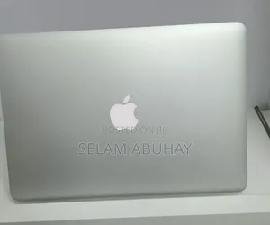 New Laptop Apple MacBook Air 2017 8GB Intel Core i5 SSD 128GB