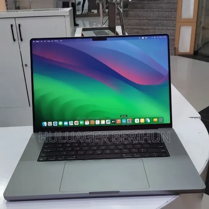 New Laptop Apple MacBook Pro 2021 M1 Max 32GB Apple M1 Max SSD 1T