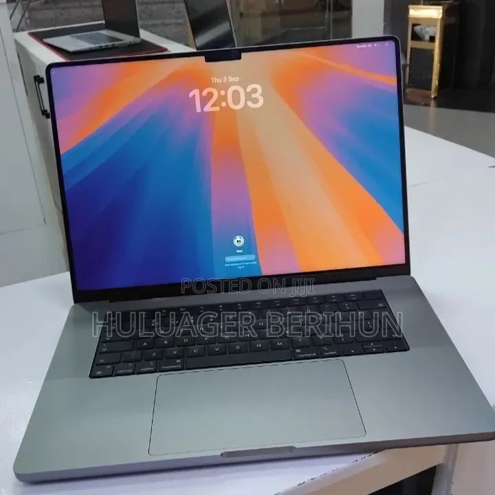 New Laptop Apple MacBook Pro 2021 M1 Max 64GB Apple M1 Max SSD 1T