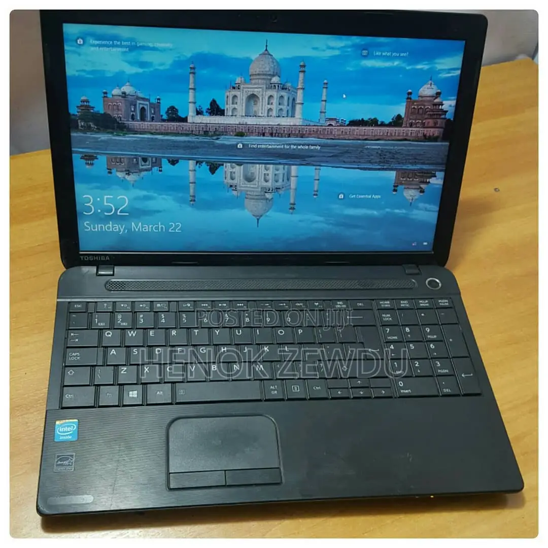 Laptop Toshiba C50 4GB Intel Core i3 HDD+SSD 500GB