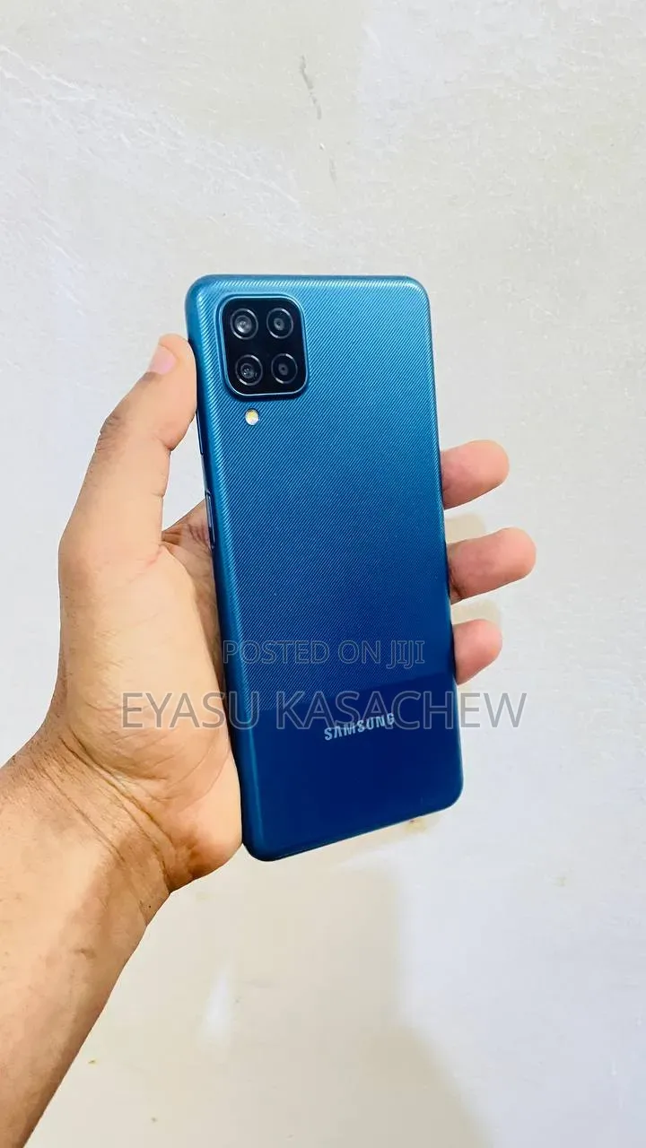 Samsung Galaxy A12 32 GB Blue