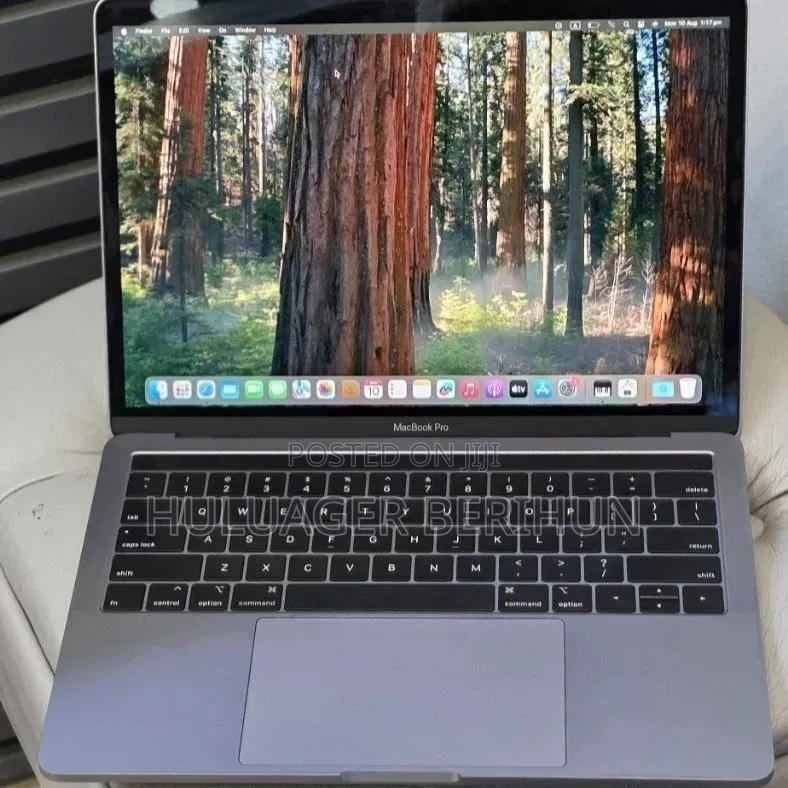 New Laptop Apple MacBook Pro 2019 16GB Intel Core i7 SSD 512GB