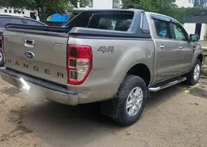 Ford Ranger 2015 Silver