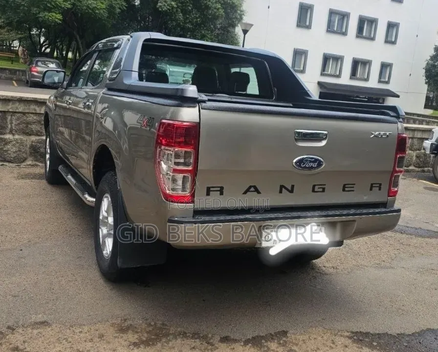 Ford Ranger 2015 Silver
