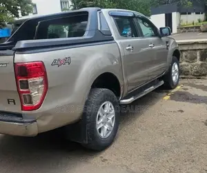 Ford Ranger 2015 Silver