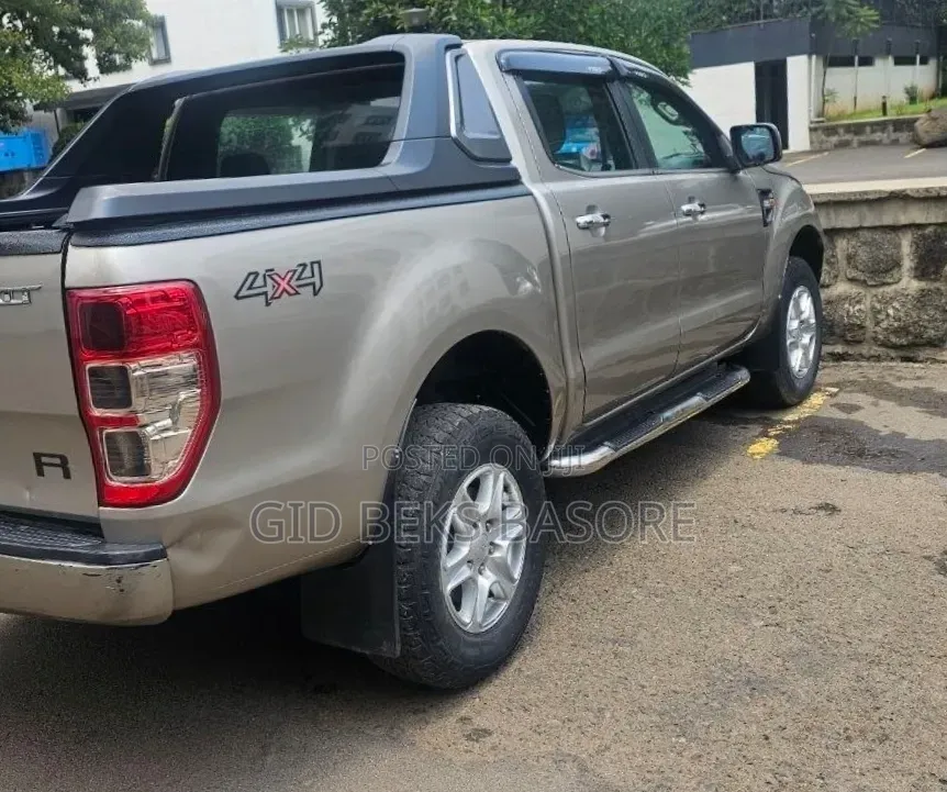 Ford Ranger 2015 Silver