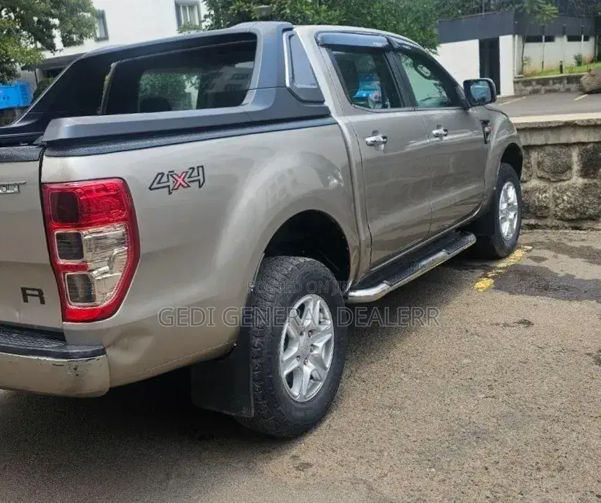 Ford Ranger 2015 Silver