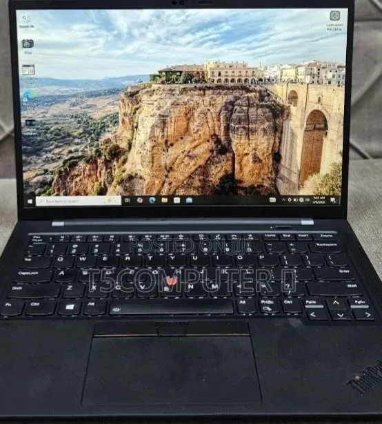 New Laptop Lenovo ThinkPad X1 Carbon 16GB Intel Core i7 SSD 512GB