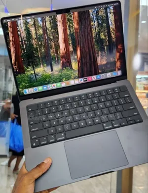 New Laptop Apple MacBook Pro 2023 M3 18GB Apple M3 SSD 512GB