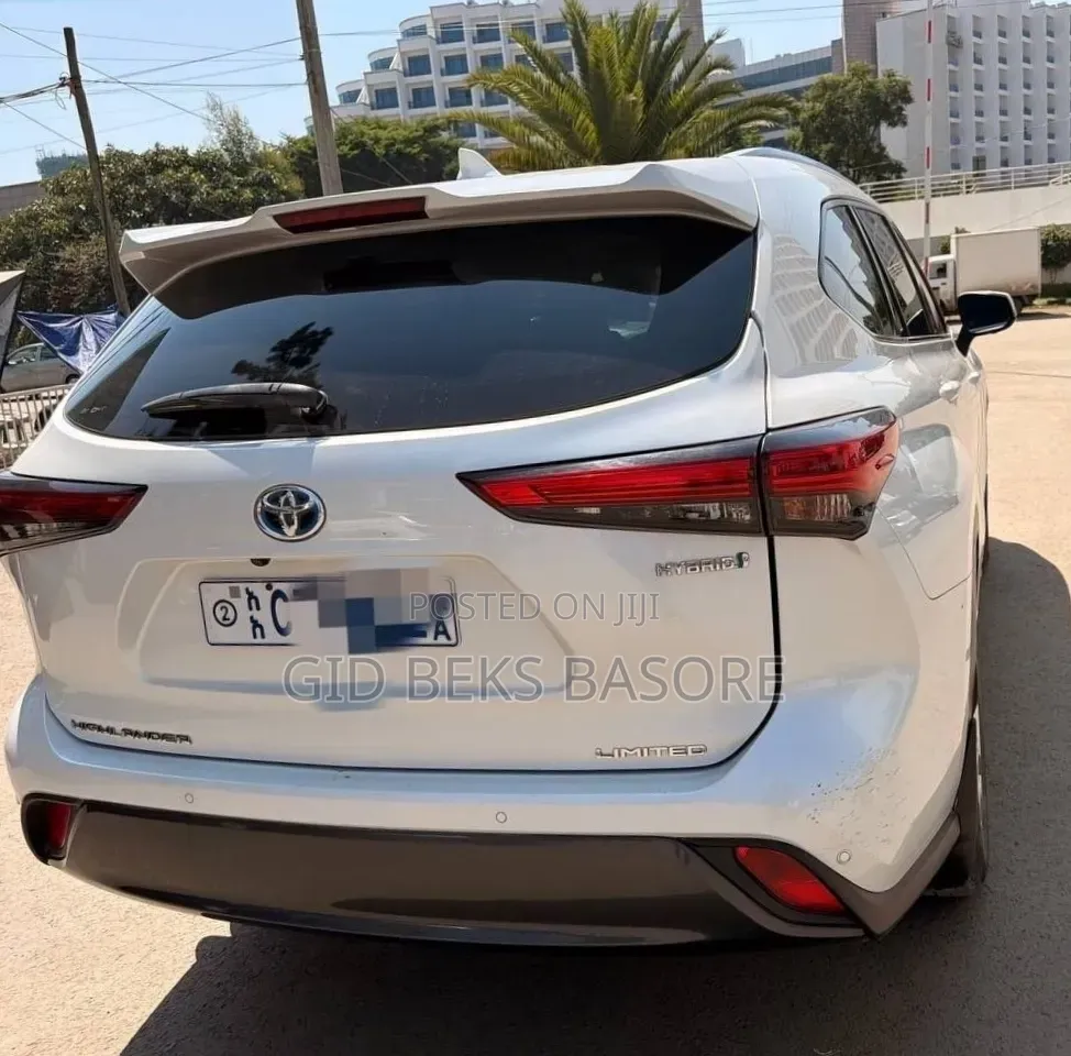 Toyota Highlander 2023 White