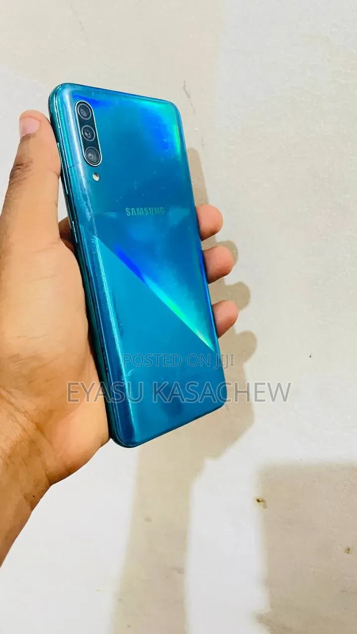 Samsung Galaxy A30s 128 GB Blue