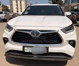 Toyota Highlander 2023 White