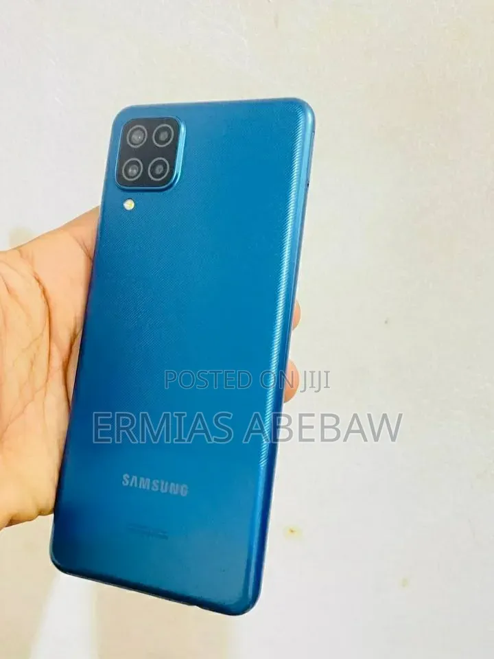 Samsung Galaxy A12 32 GB Blue