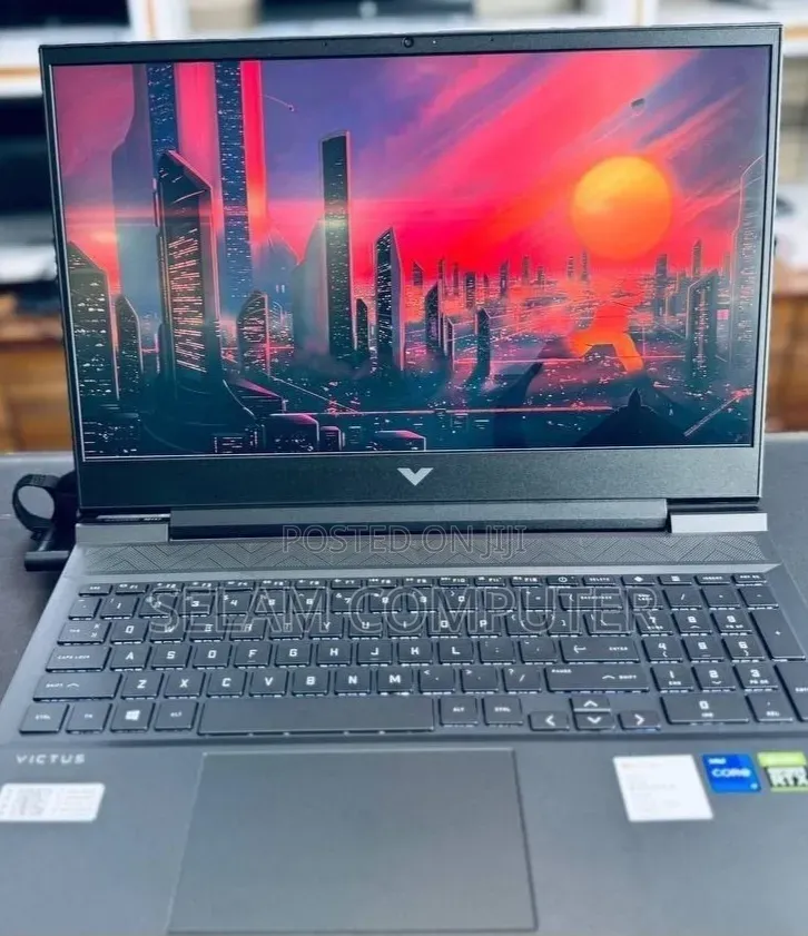 New Laptop HP Victus 16 16GB Intel Core i7 SSD 512GB