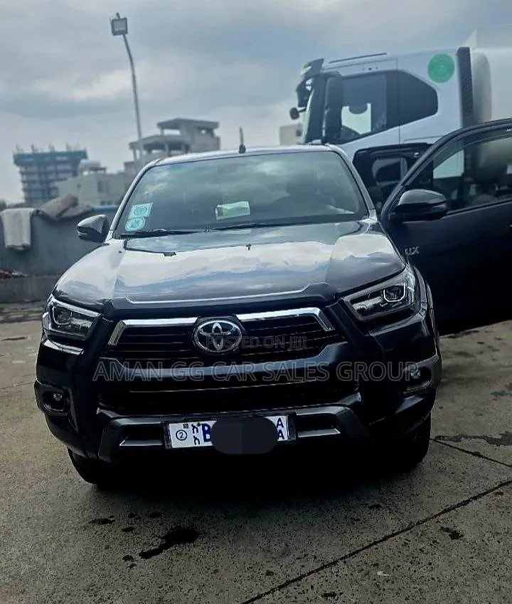 Toyota Hilux 2021 Gray
