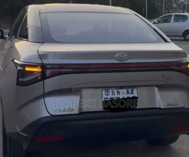 Toyota bZ3 63 kWh FWD 2023 Gray