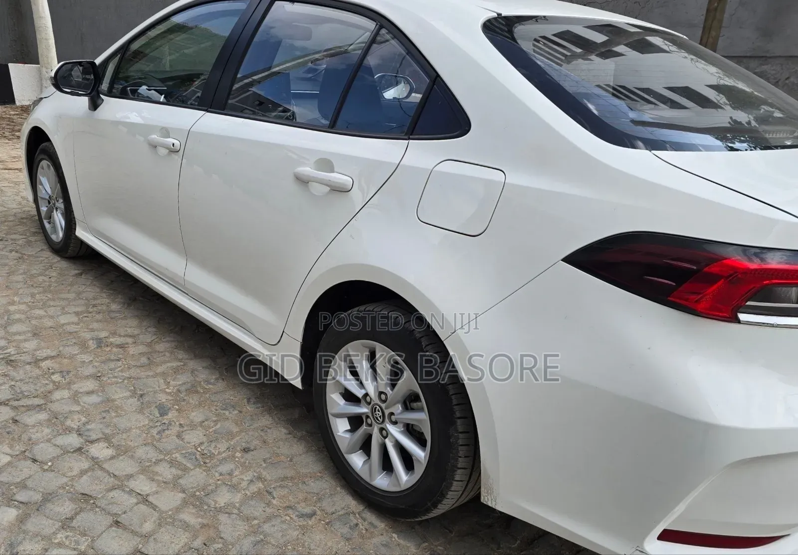 Toyota Corolla 2022 White