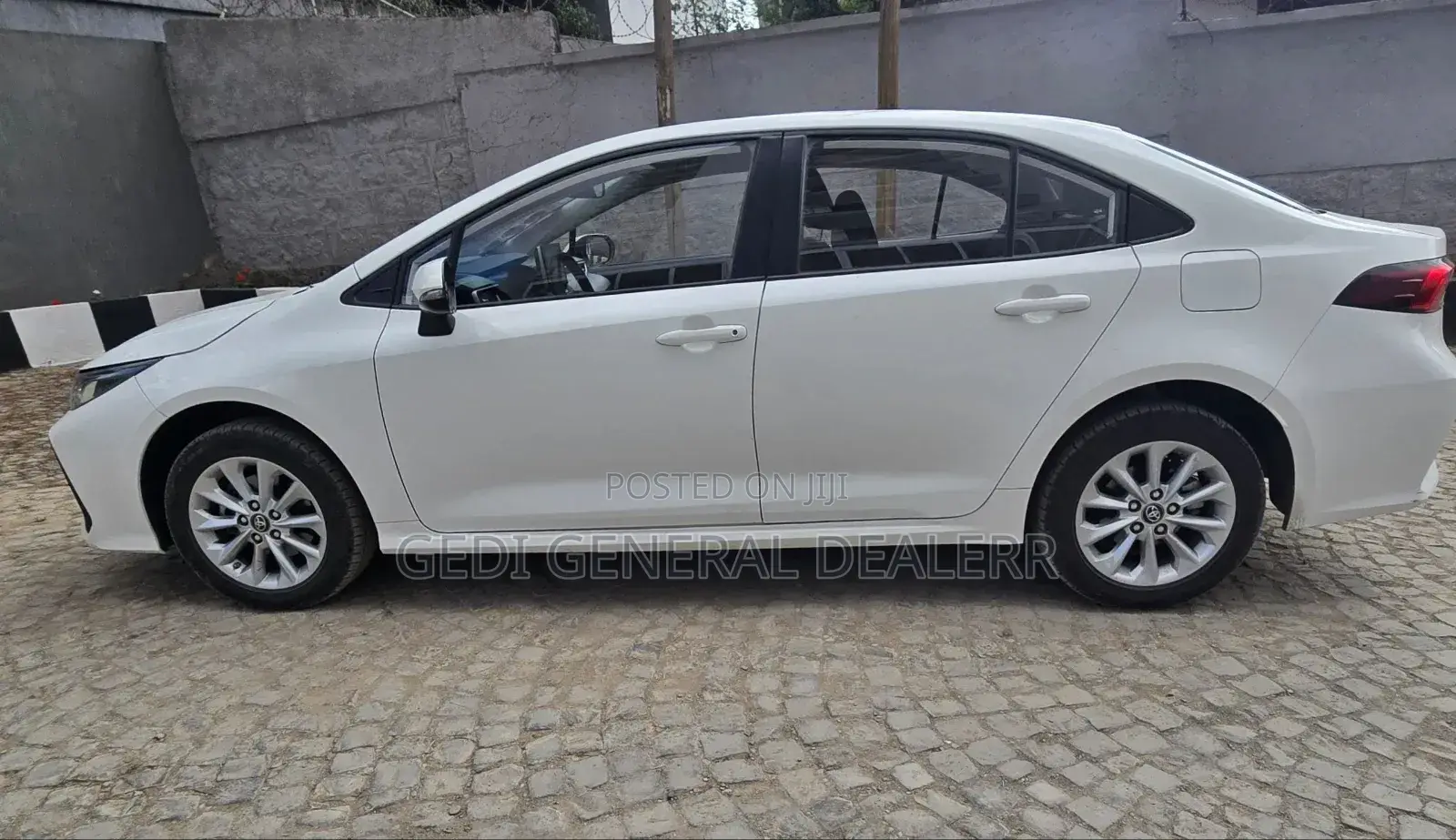 Toyota Corolla 2022 White