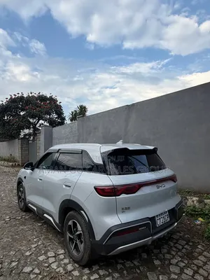 BYD Yuan Up 2025 Beige
