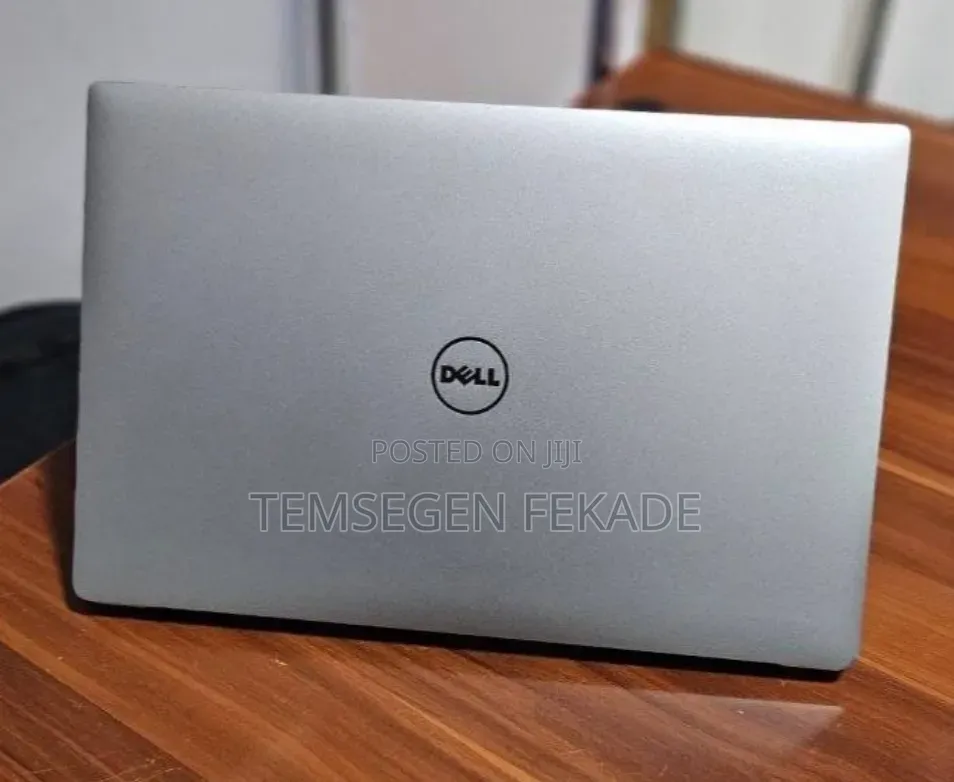 New Laptop Dell XPS 15 16GB Intel Core i7 SSD 512GB