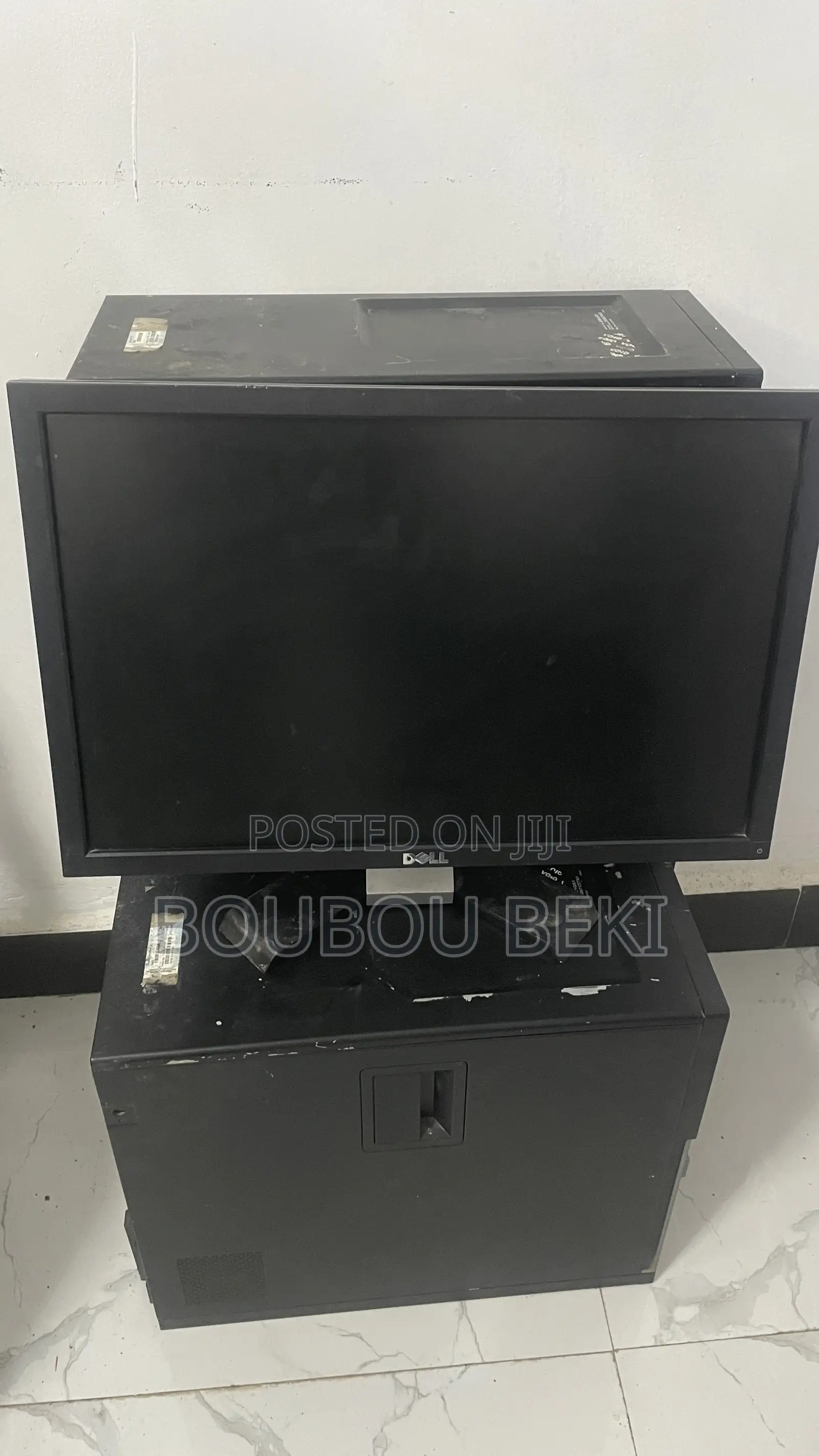 Desktop Computer Dell 4GB Intel Core i5 HDD 1T
