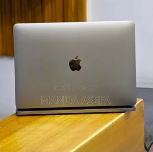 New Laptop Apple MacBook Pro 2019 16GB Intel Core i5 SSD 512GB