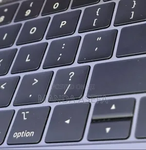 New Laptop Apple MacBook Pro 2019 16GB Intel Core i5 SSD 512GB