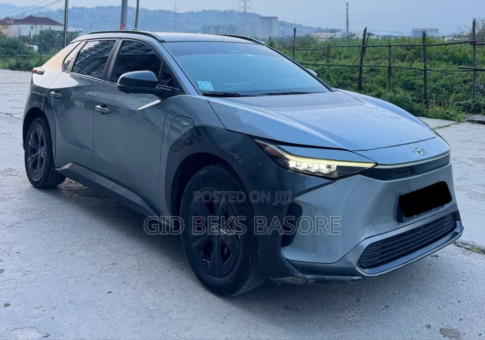 Toyota bZ4X 2024 Gray