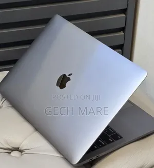 New Laptop Apple MacBook Pro 2019 16GB Intel Core i5 SSD 512GB