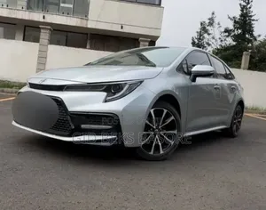 Toyota Corolla 2022 Silver