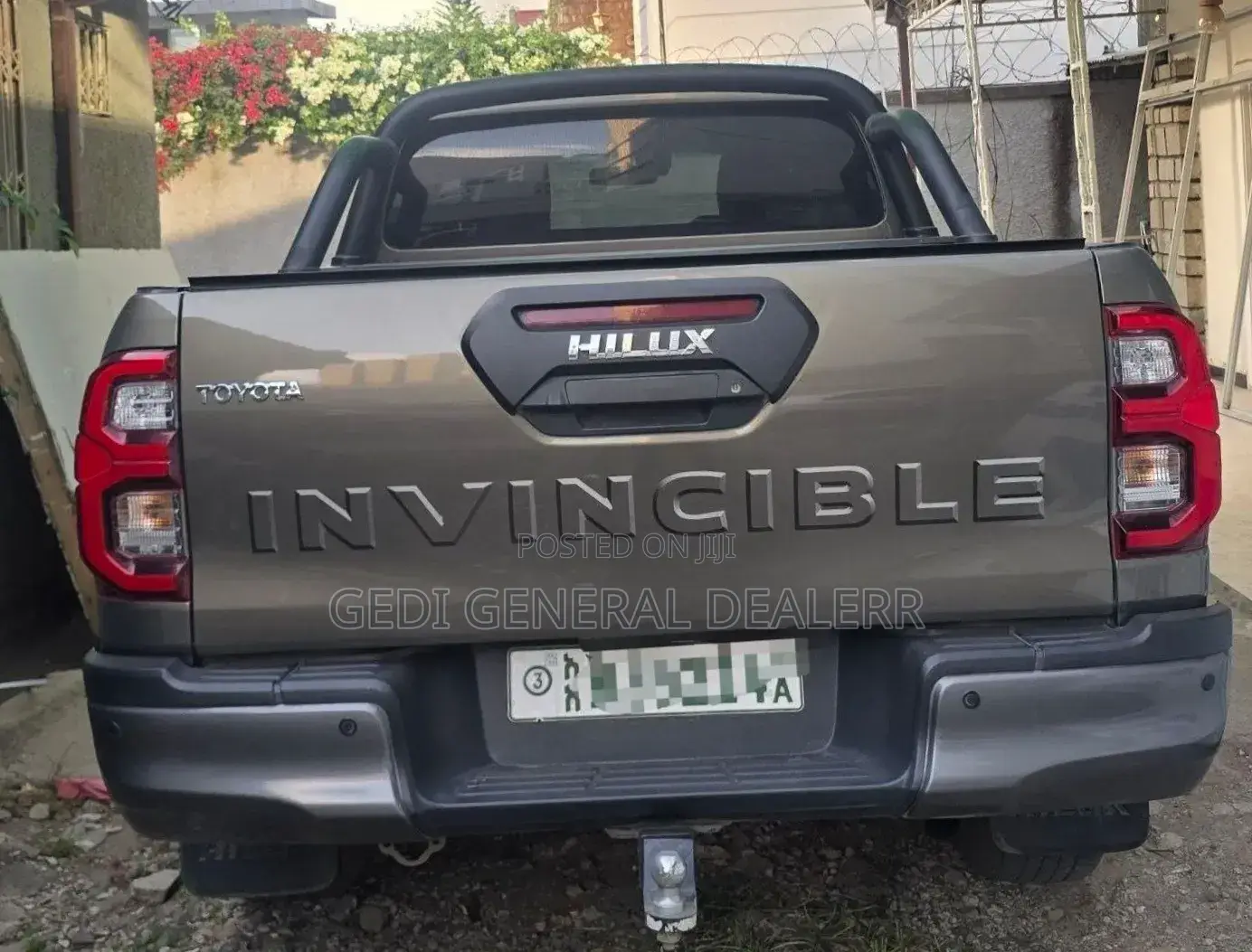 Toyota Hilux 2022 Gray