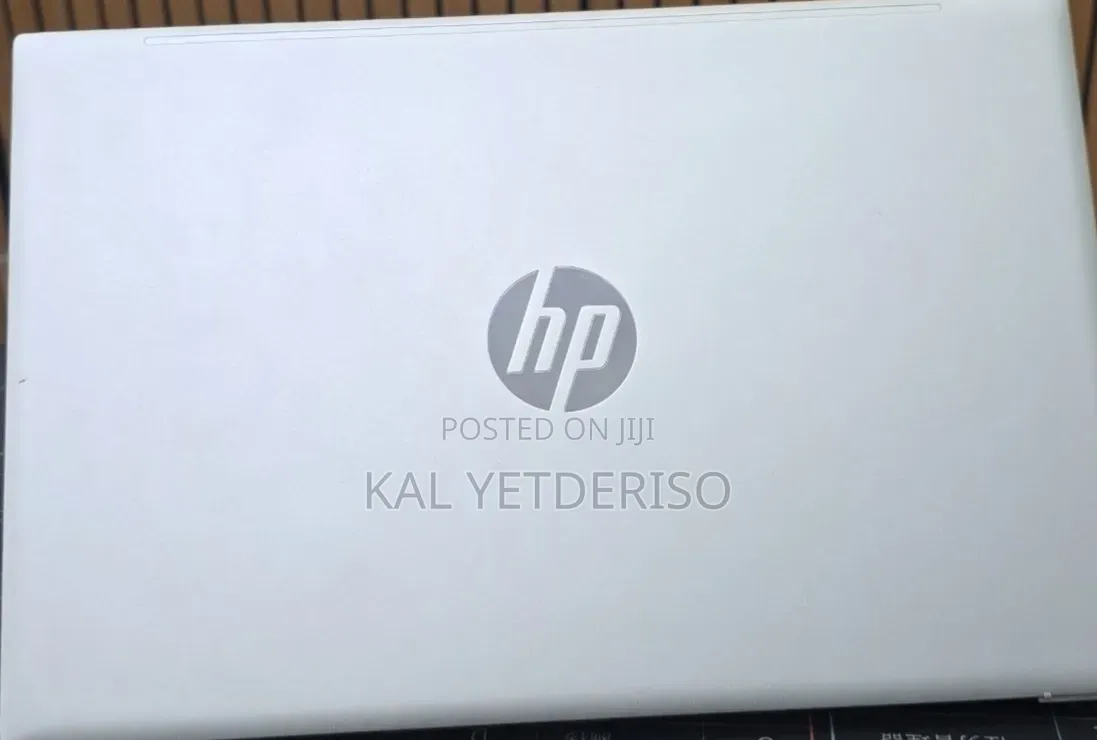 New Laptop HP Pavilion 13 8GB Intel Core i5 SSD 512GB