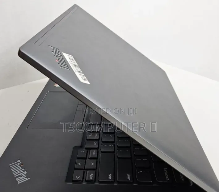 New Laptop Lenovo ThinkPad T14s G4 16GB Intel Core i7 SSD 512GB