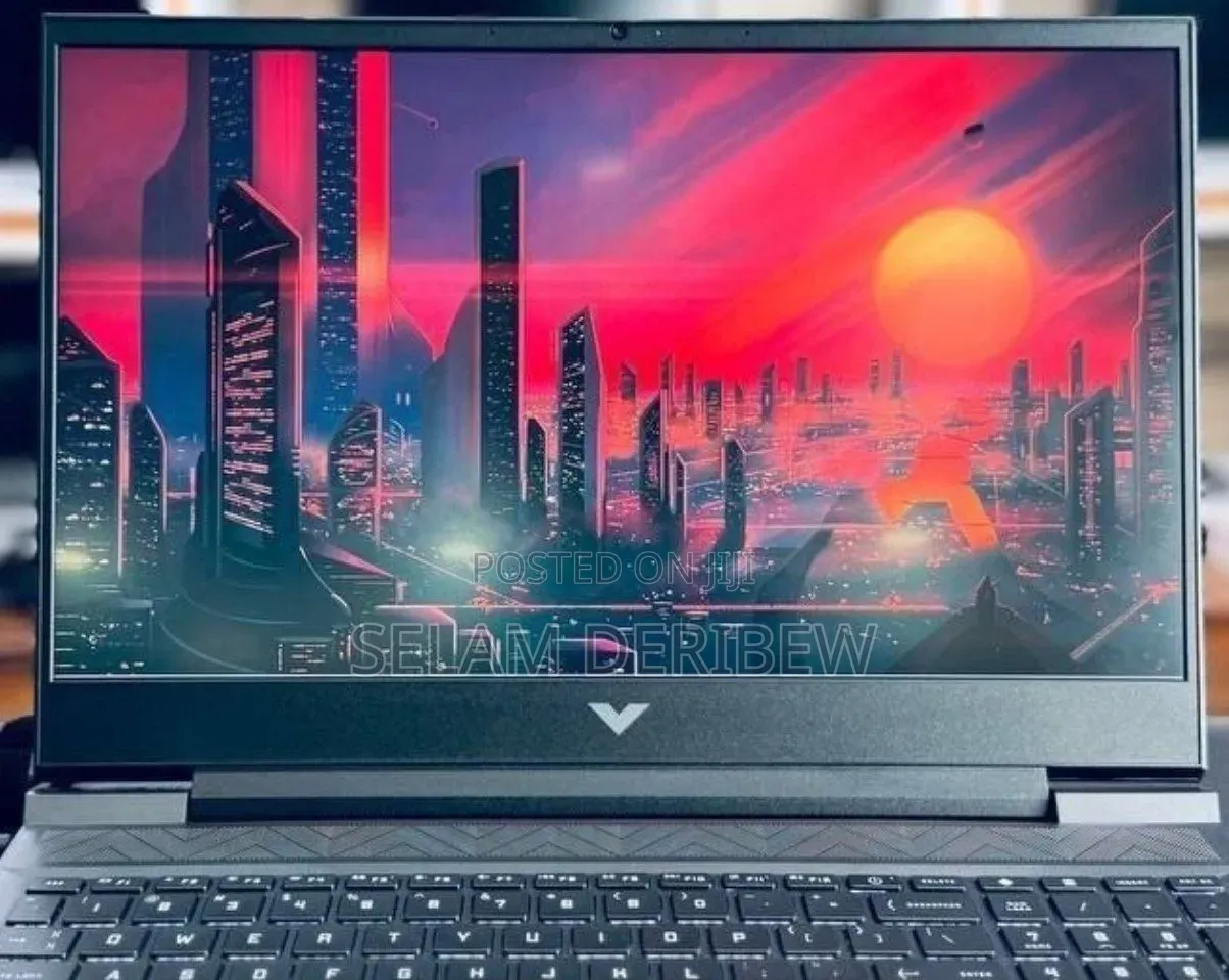 New Laptop HP Victus 16 16GB Intel Core i7 SSD 512GB