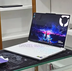 New Laptop Lenovo Legion 7 32GB Intel Core Ultra 7 SSD 1T