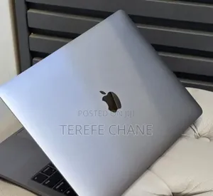 New Laptop Apple MacBook Pro 2019 16GB Intel Core i5 SSD 512GB
