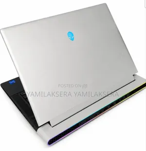 New Laptop Alienware X16 R2 32GB Intel Core i9 SSD 1T