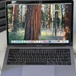 New Laptop Apple MacBook Pro 2019 16GB Intel Core i7 SSD 512GB