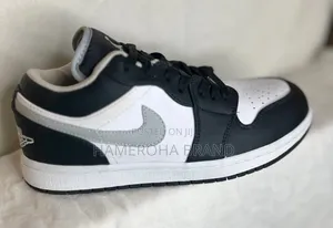 Jordan 1 Low
