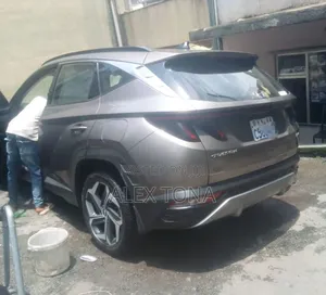 Hyundai Tucson Hybrid 2023 Gray