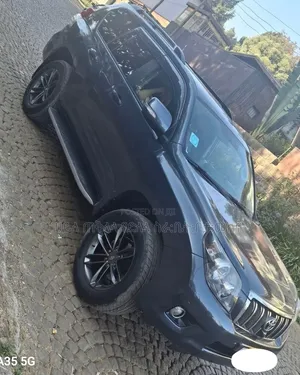 Toyota Land Cruiser Prado 2012 Matt Black