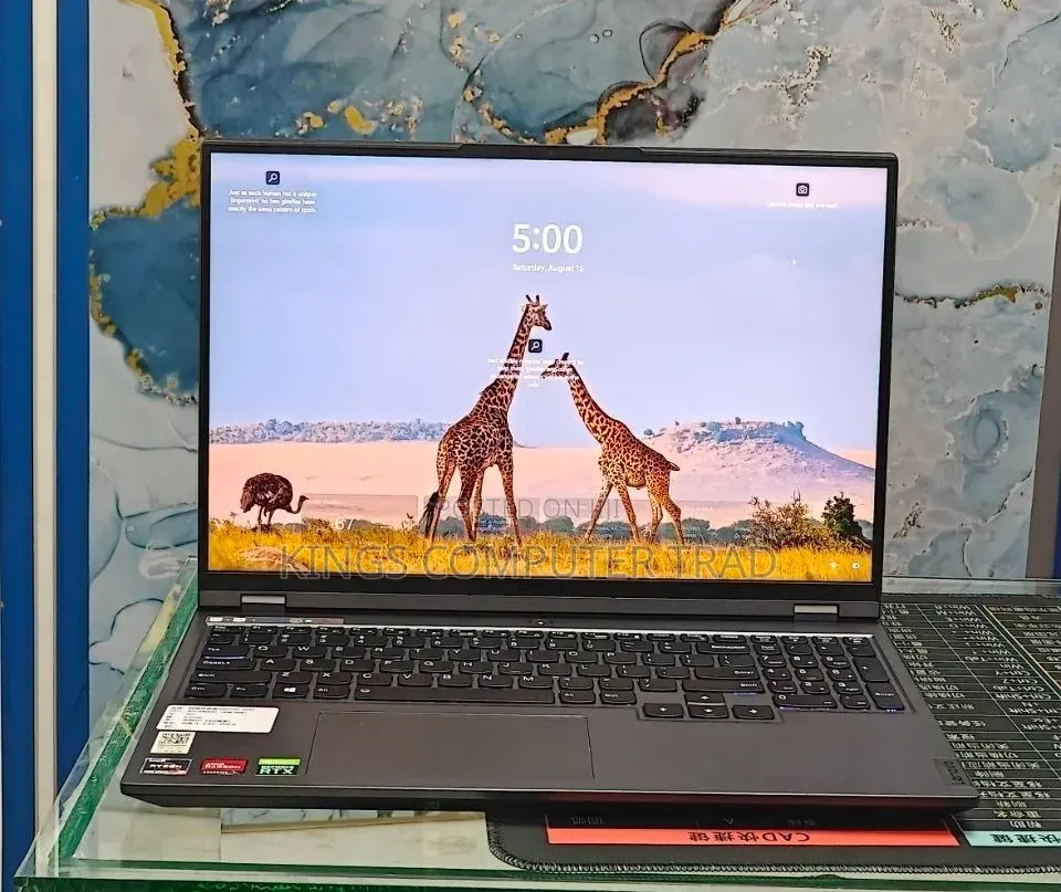 New Laptop Lenovo Legion 5 16GB AMD Ryzen 7 SSD 512GB