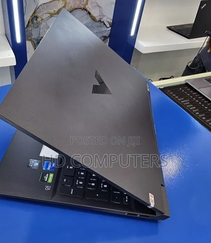New Laptop HP Victus 16 16GB Intel Core i7 SSD 512GB