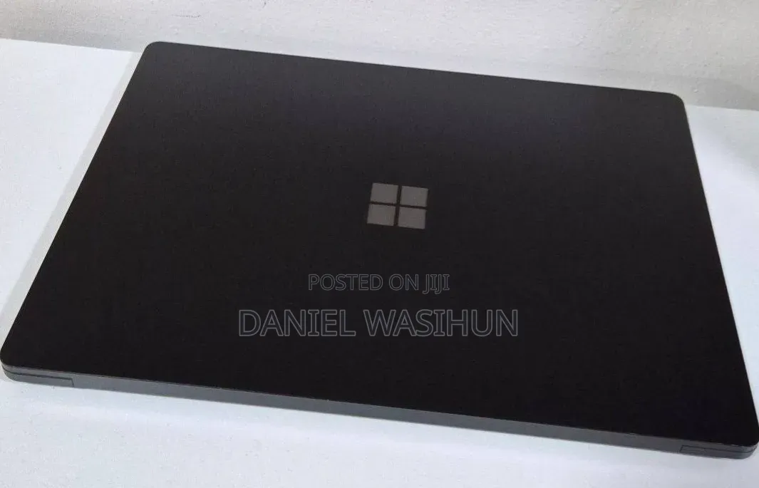 New Laptop Microsoft Surface Laptop 5 16GB Intel Core i7 SSD 512GB